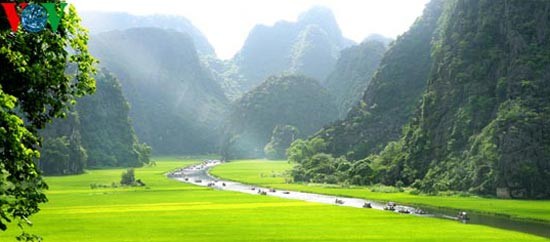 Tam Coc Bich Dong: el paisaje emblemático de la provincia de Ninh Binh  - ảnh 1