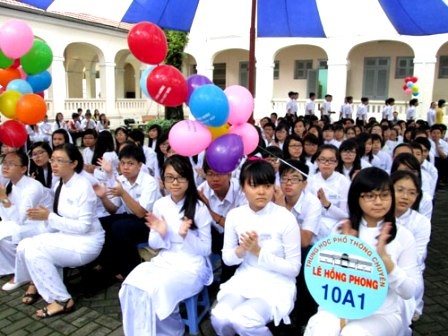 Centros educativos de Vietnam entran en nuevo año académico - ảnh 2