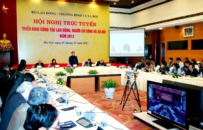 Vietnam refuerza trabajos para garantizar el bienestar social en 2013 - ảnh 1