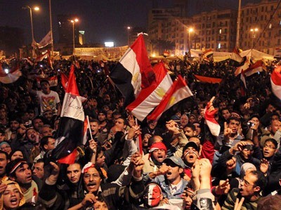 Egipcios se echan a la calle en Segundo aniversario de revolución contra Mubarak - ảnh 1