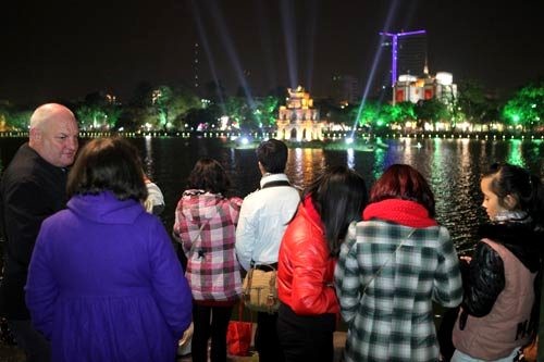 Vietnamitas en todas partes se suman a la celebración del Año Nuevo lunar - ảnh 1