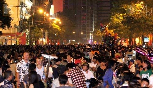 Vietnamitas en todas partes se suman a la celebración del Año Nuevo lunar - ảnh 4