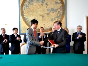 Vietnam e Italia fomentan la cooperación en aviación comercial - ảnh 1