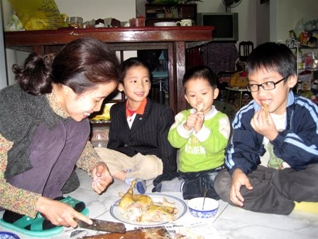 Tran Mai Anh, mujer que atiende el futuro de los niños discapacitados - ảnh 2