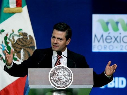 Presidente mexicano pone fin al monopolio del Estado en sector petrolero - ảnh 1