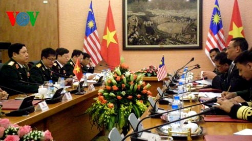 Vietnam y Malasia fortalecen colaboración de defensa - ảnh 1
