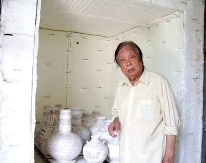 Nguyen Viet, quien hizo revivir al tradicional celadón de tiempos pasados - ảnh 1