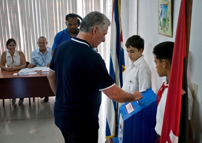 Cuban voters approve new constitution - ảnh 1