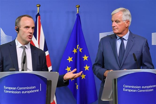 Brexit 문제:  EU대표단장, 영국과 빠른 협상 달성 희망 - ảnh 1