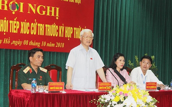 응우엔 푸 쫑 서기장, 하노이 선거인들 접촉 - ảnh 1