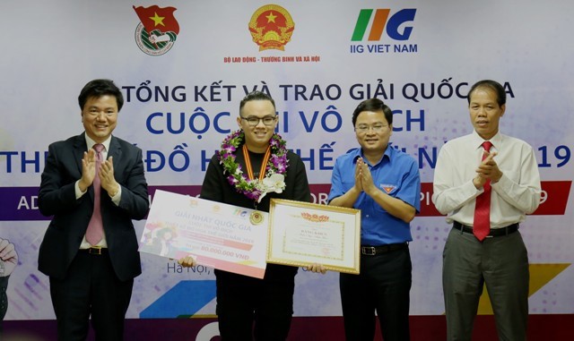베트남 참여자 3명, 세계 디자이너 챔피언 대회 결승전에 들어가 - ảnh 1
