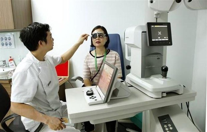 안구 굴절이상이 있는 71% 국민, 안경 수정을 받지 못한다 - ảnh 1