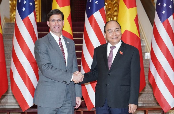 응우옌 쑤언 푹 총리, 미국 국방장관과 회견 - ảnh 1