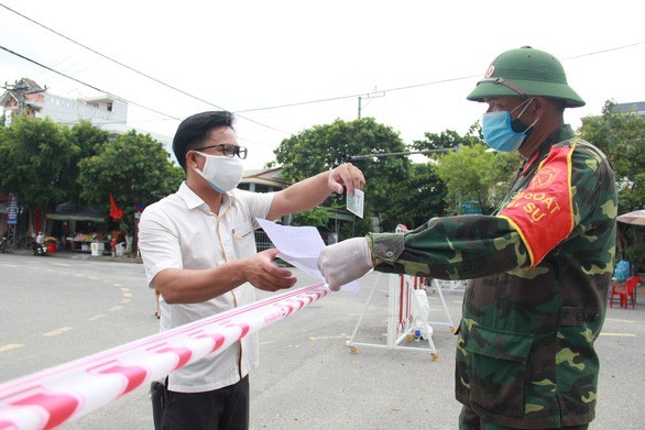 8월 3일 베트남의 코로나19 신규 확진자 22명 발생으로 베트남의 누적확진자 642명 - ảnh 1