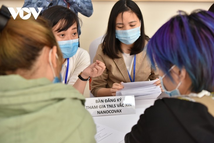 1월 12일 베트남, 최고 용량의 백신 시험 - ảnh 1