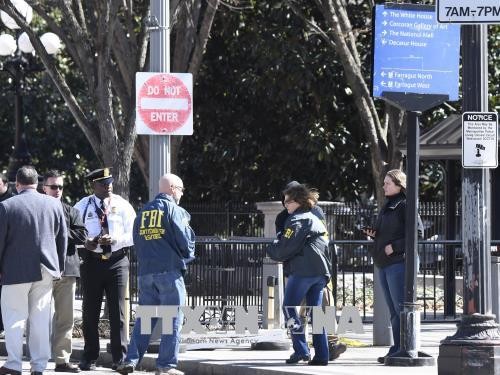 Etats-Unis : la Maison Blanche placée en confinement après des coups de feu - ảnh 1