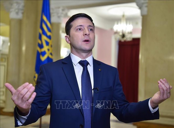 Ukraine: Zelensky convoque des législatives anticipées le 21 juillet - ảnh 1