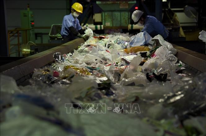 Le G20 décide d’établir un cadre international pour réduire les déchets plastiques - ảnh 1