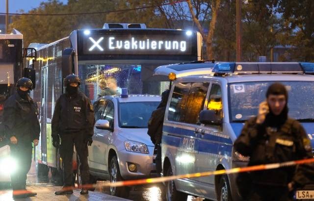 Allemagne: deux morts dans une tentative d'assaut contre une synagogue - ảnh 1