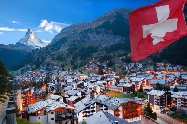 Les Suisses restent les plus riches du monde - ảnh 1