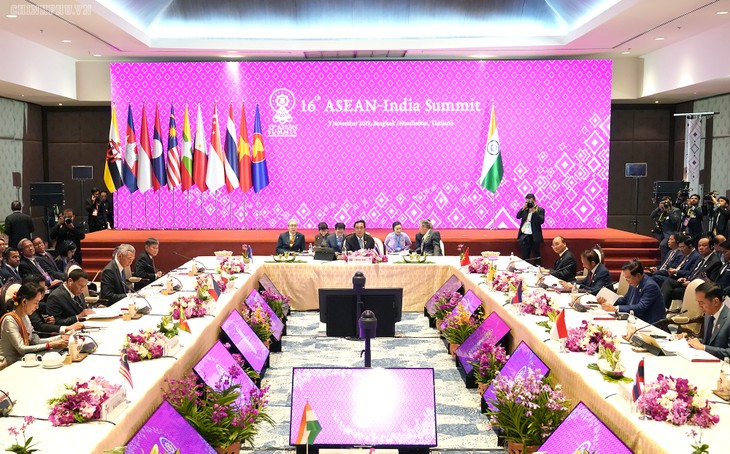 Le 16e sommet ASEAN-Inde - ảnh 1