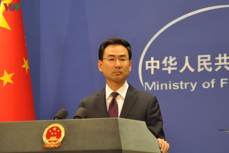 La Chine exhorte les États-Unis à cesser de s'ingérer dans les affaires de Hong Kong - ảnh 1