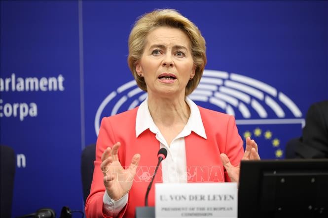 Brexit: un «no deal» nuirait plus à Londres qu’à l’Union Européenne, selon Ursula von der Leyen - ảnh 1