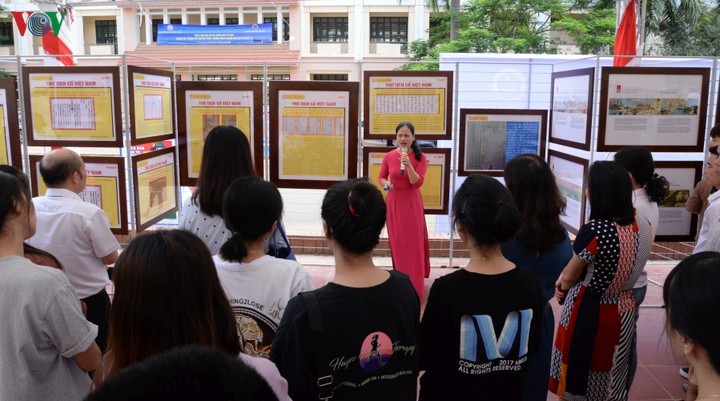 Exposition «Hoàng Sa et Truong Sa du Vietnam: les preuves historiques et juridiques» à Son La - ảnh 1