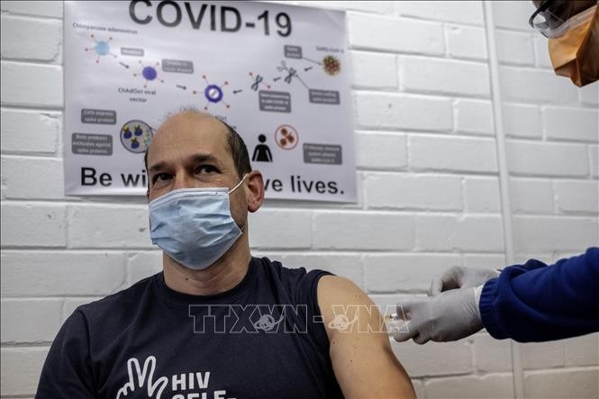 L’OMS presse les pays de rejoindre son dispositif d’accès au vaccin anti-Covid-19 - ảnh 1