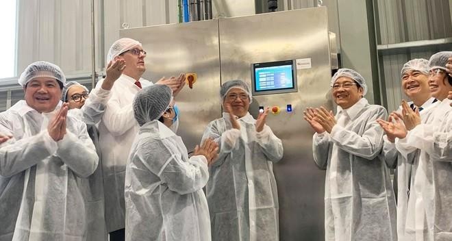 Le groupe TH inaugure une usine de transformation de fruits dans la province de Son La - ảnh 1