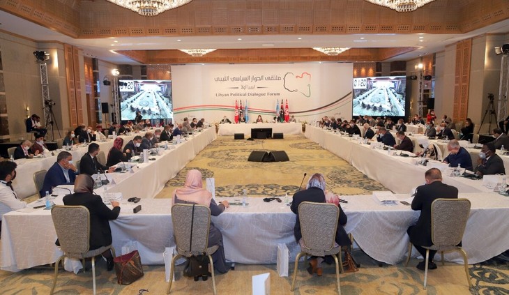 Libye : un forum de dialogue politique débute à Tunis sous l’égide de l’ONU - ảnh 1