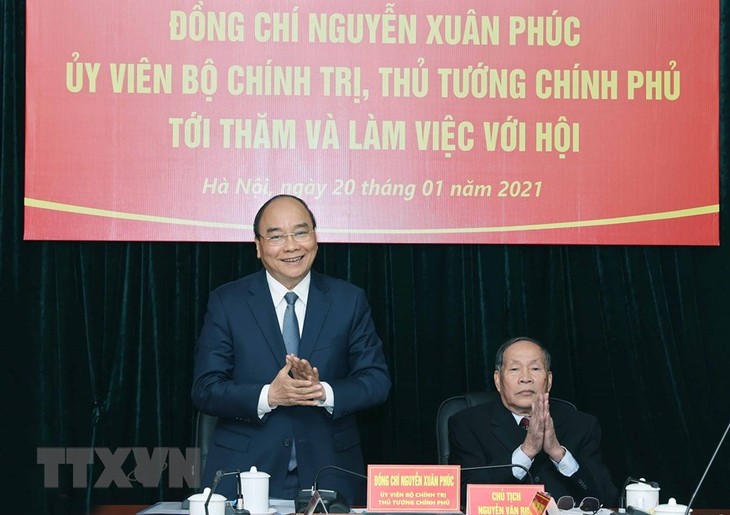Nguyên Xuân Phuc veut multiplier les actions en faveur des victimes de l’agent orange - ảnh 1