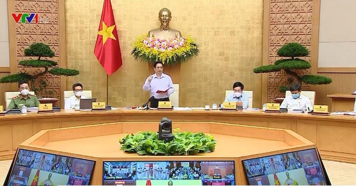 Pham Minh Chinh travaille avec les 63 provinces et grandes villes - ảnh 1