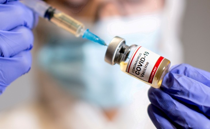 Vaccin anti-Covid-19: Le Vietnam signe trois contrats de transfert de technologie  - ảnh 1