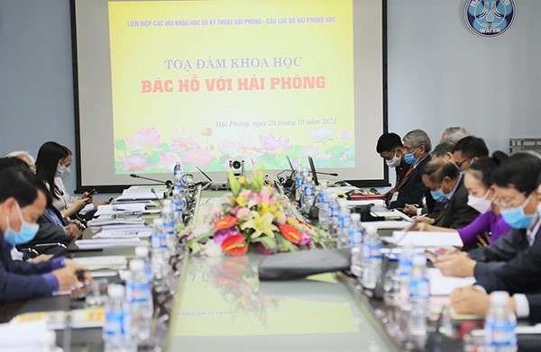 Colloque: Le président Hô Chi Minh et Haiphong - ảnh 1