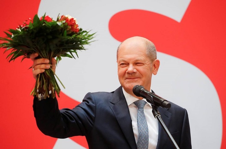 Olaf Scholz: l’élection du nouveau chancelier allemand saluée par les dirigeants européens - ảnh 1