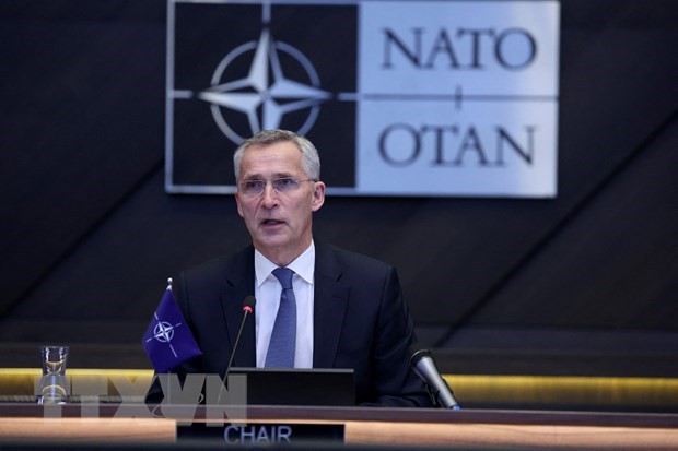 Jens Stoltenberg: L'OTAN prévoit une présence militaire permanente à ses frontières - ảnh 1