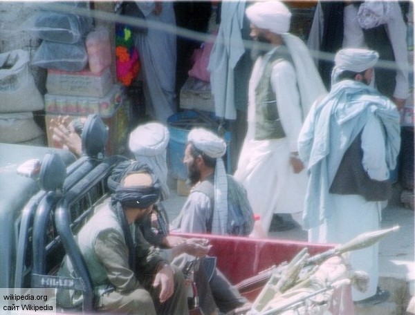 Пакистан: в результате взрыва в шиитской мечети погибли не менее 20 человек - ảnh 1