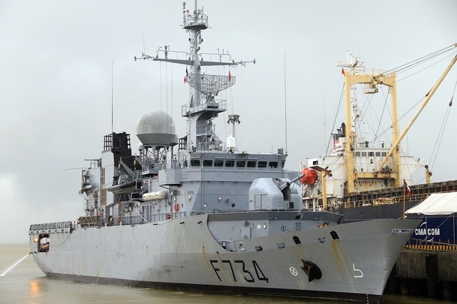 В порт Тиенша города Дананг причалил корабль ВМС Франции - ảnh 1