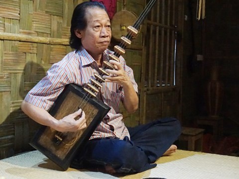 Народный артист Суан Хоать посвящает всю свою жизнь традиционной народной музыке - ảnh 1