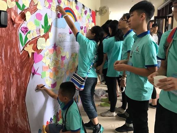 В Ханое прошел 5-й Вьетнамский всереспубликанский детский форум – 2017 - ảnh 1