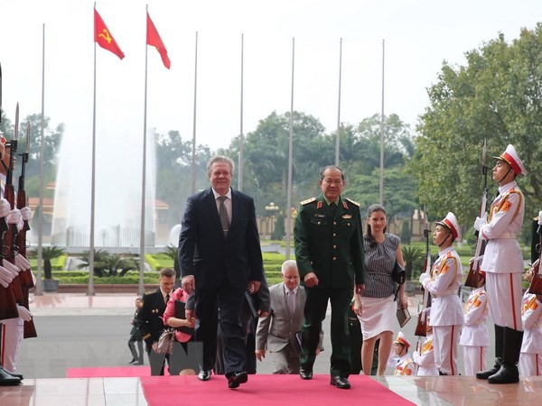 Вьетнам придает важное значение всеобъемлющему стратегическому партнерству с Россией - ảnh 1