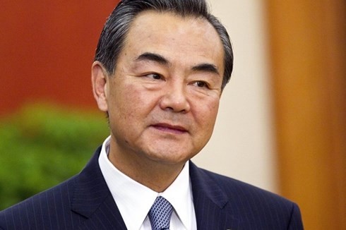 Япония и КНР договорились проработать возможность обмена визитами Абэ и Си Цзиньпина - ảnh 1