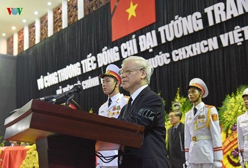 В Ханое прошла церемония прощания с президентом Вьетнама Чан Дай Куангом - ảnh 2