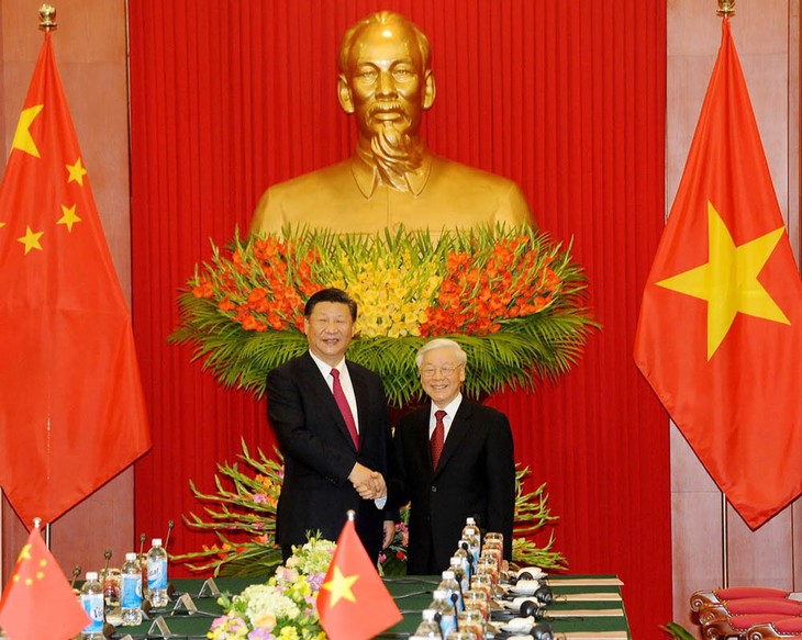 Руководители Вьетнама поздравили руководителей Китая по случаю 70-летия Образования КНР - ảnh 1