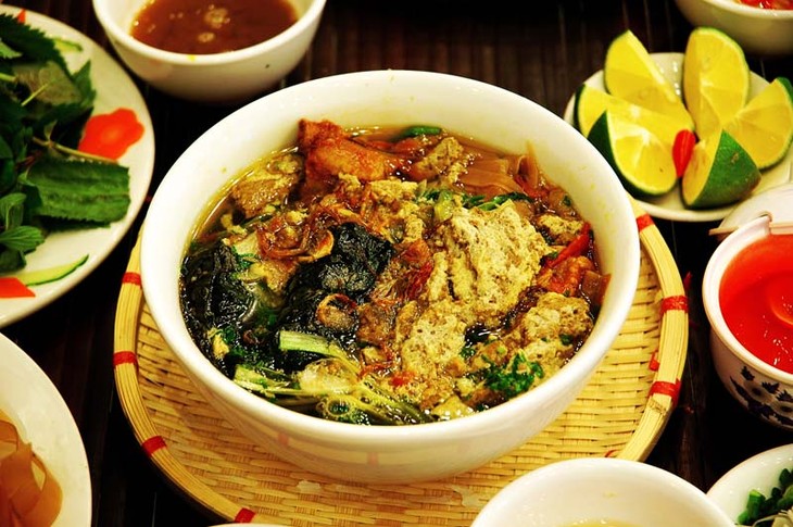 «Бань-да-куа» - незабываемое деревенское блюдо жителей портового города Хайфон - ảnh 1