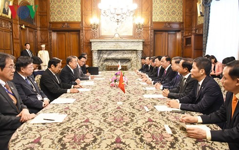 베트남 국가주석, 일본 하원 의장과  JICA일본국제협력기구 이사장 회담 - ảnh 2