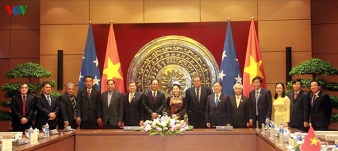 베트남 국회 의장, 미크로네시아 연방 의 국회의장과 회담 - ảnh 1
