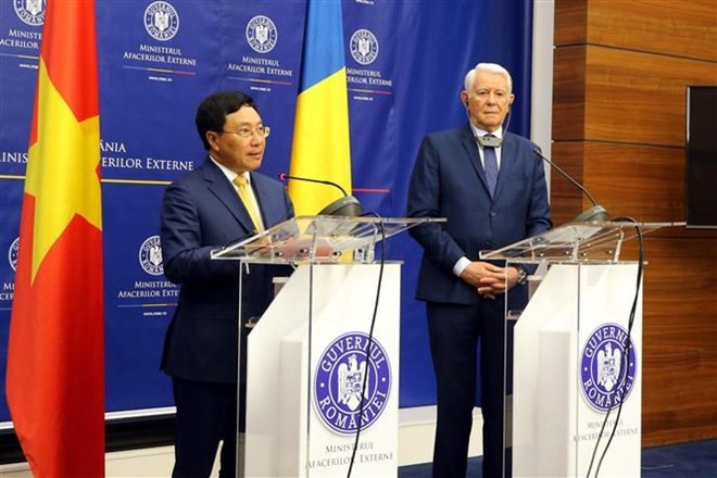 베트남 외무부 장관인 팜빈민 부총리, 루마니아 공식 방문 - ảnh 1