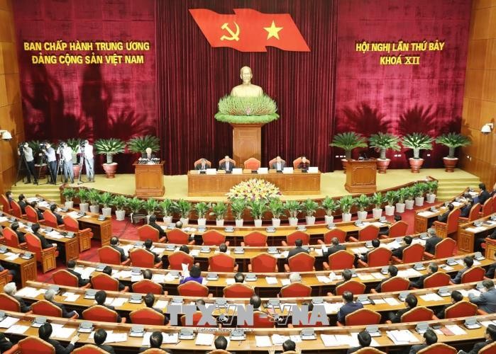 12기 베트남 공산당 중앙집행위원회의 제8차 회의  10월2일 – 6일 거행 - ảnh 1